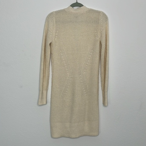 Cabi Book Club Cardigan Ivory‎ size XS Women's clothing - Picture 4 of 8